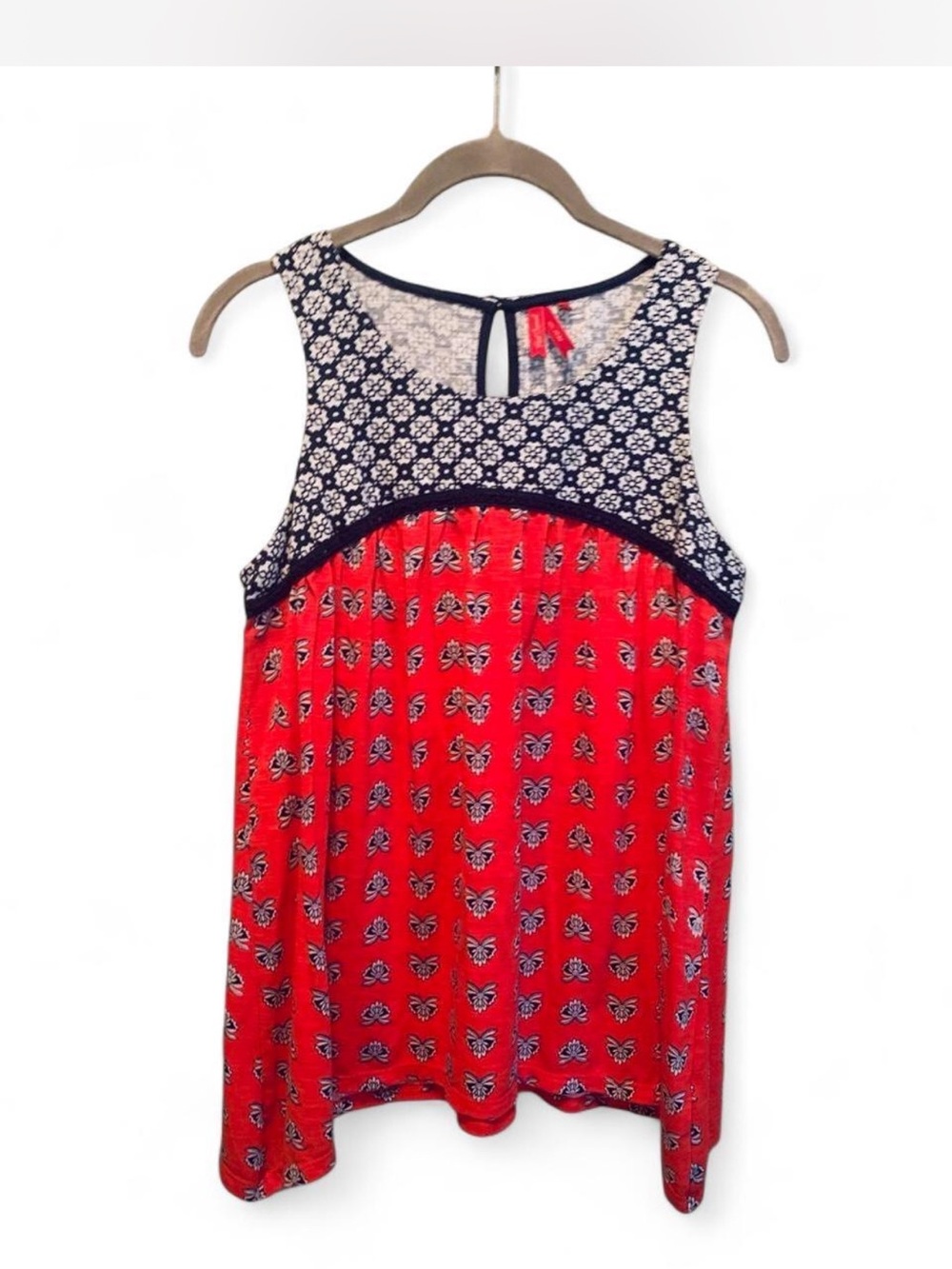 Red Camel Red and Navy Printed Sleeveless top size M
